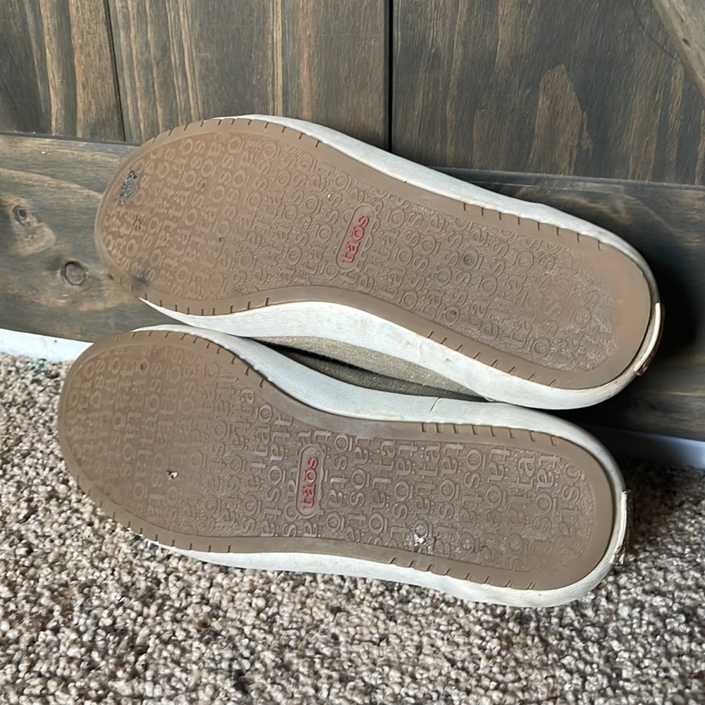 Taos Footwear Sneakers - Picture 4 of 4